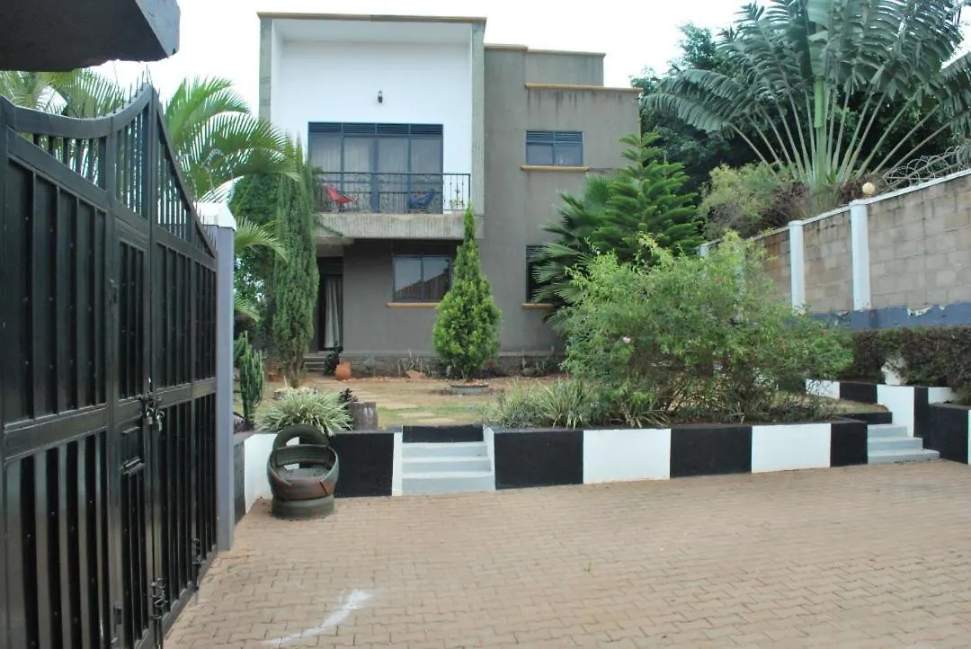 Jacuzzi City Home Kampala 0*,